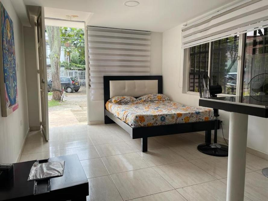 Home To Go Hostal Apartamentos 卡利 外观 照片