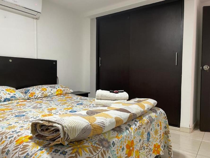 Home To Go Hostal Apartamentos 卡利 外观 照片